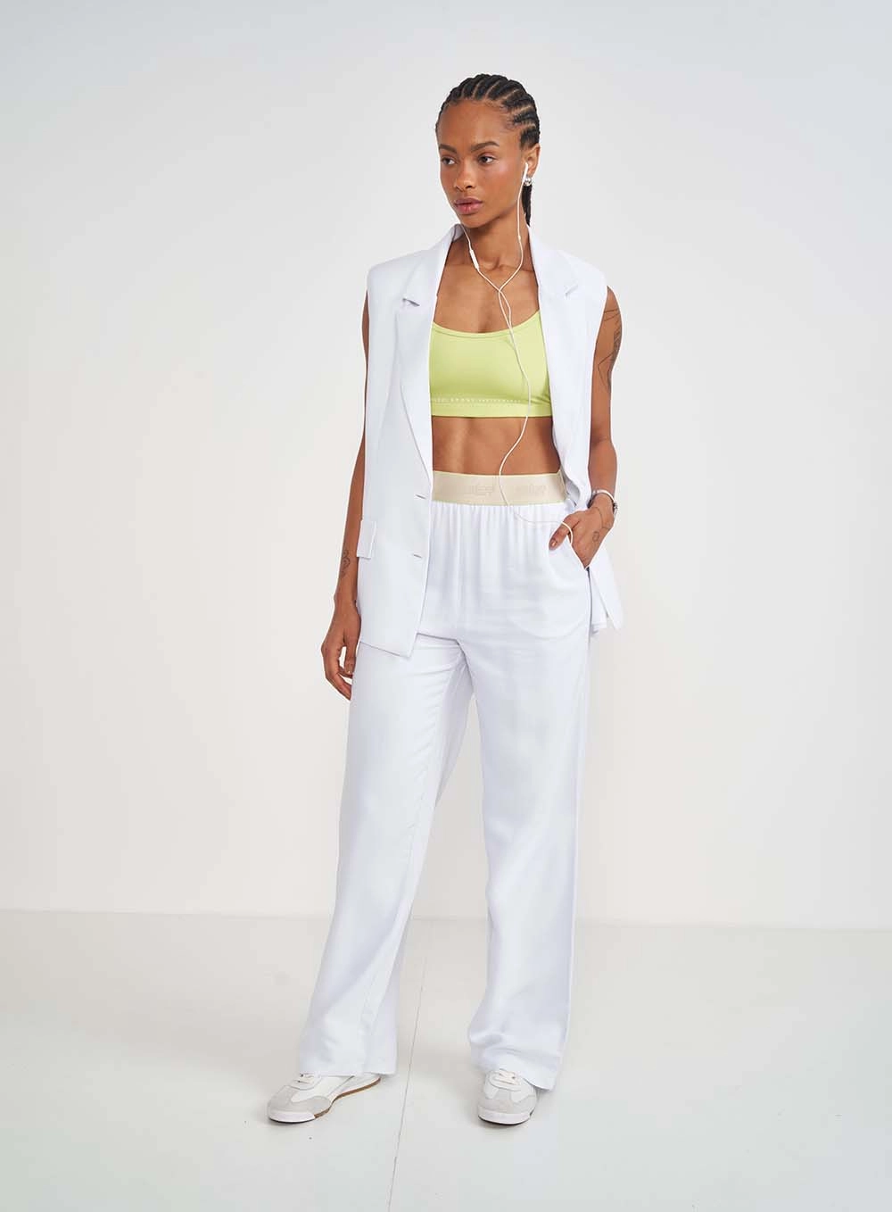 Calça Feminina Comfort Fit Branco