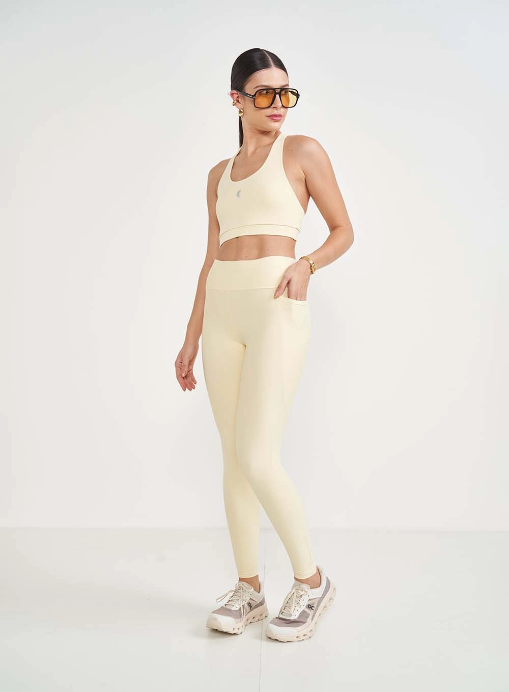 Calça Perfect Fit Básica Bege