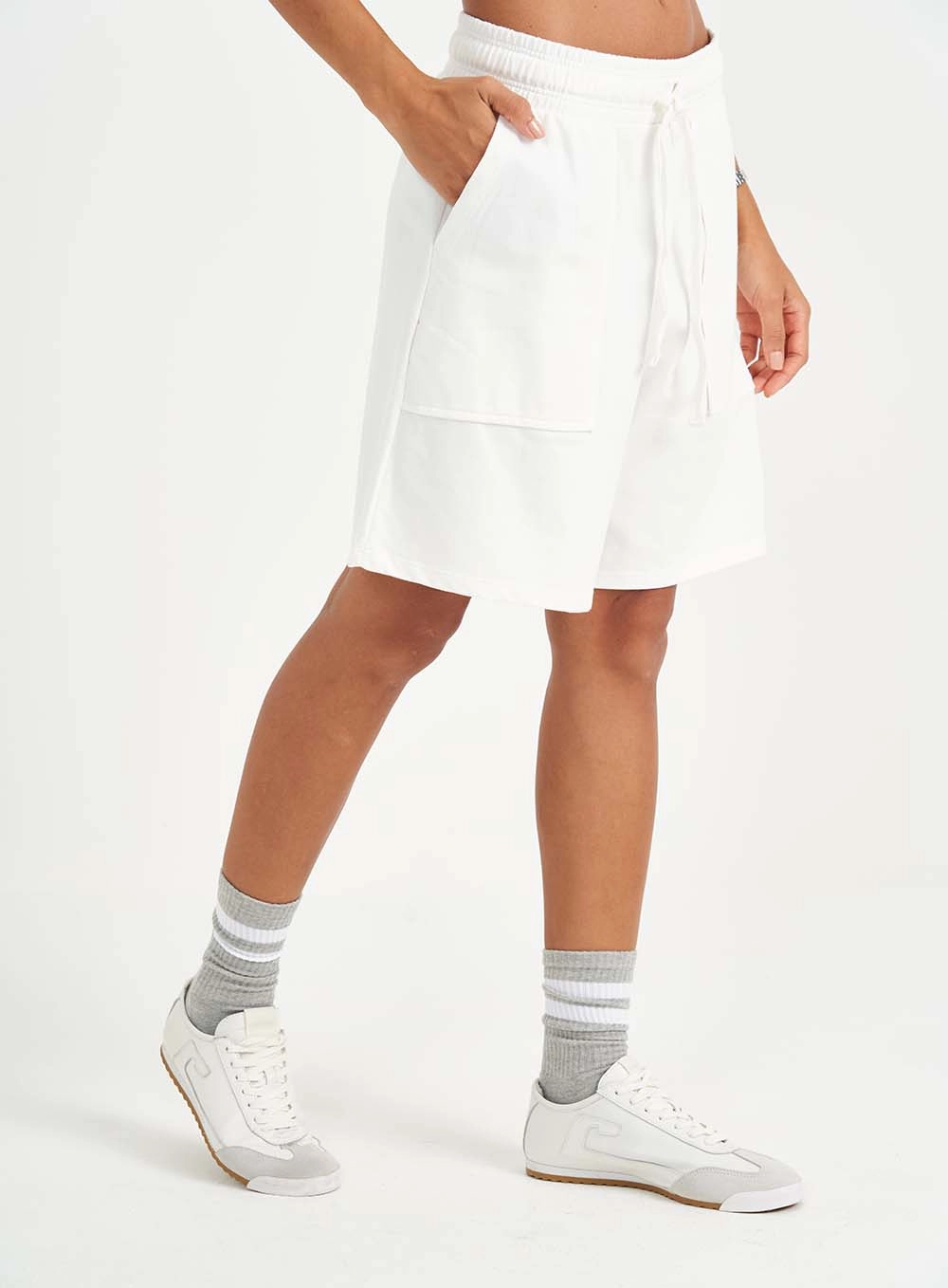 Bermuda Feminina Comfort Moletinho Off Shell