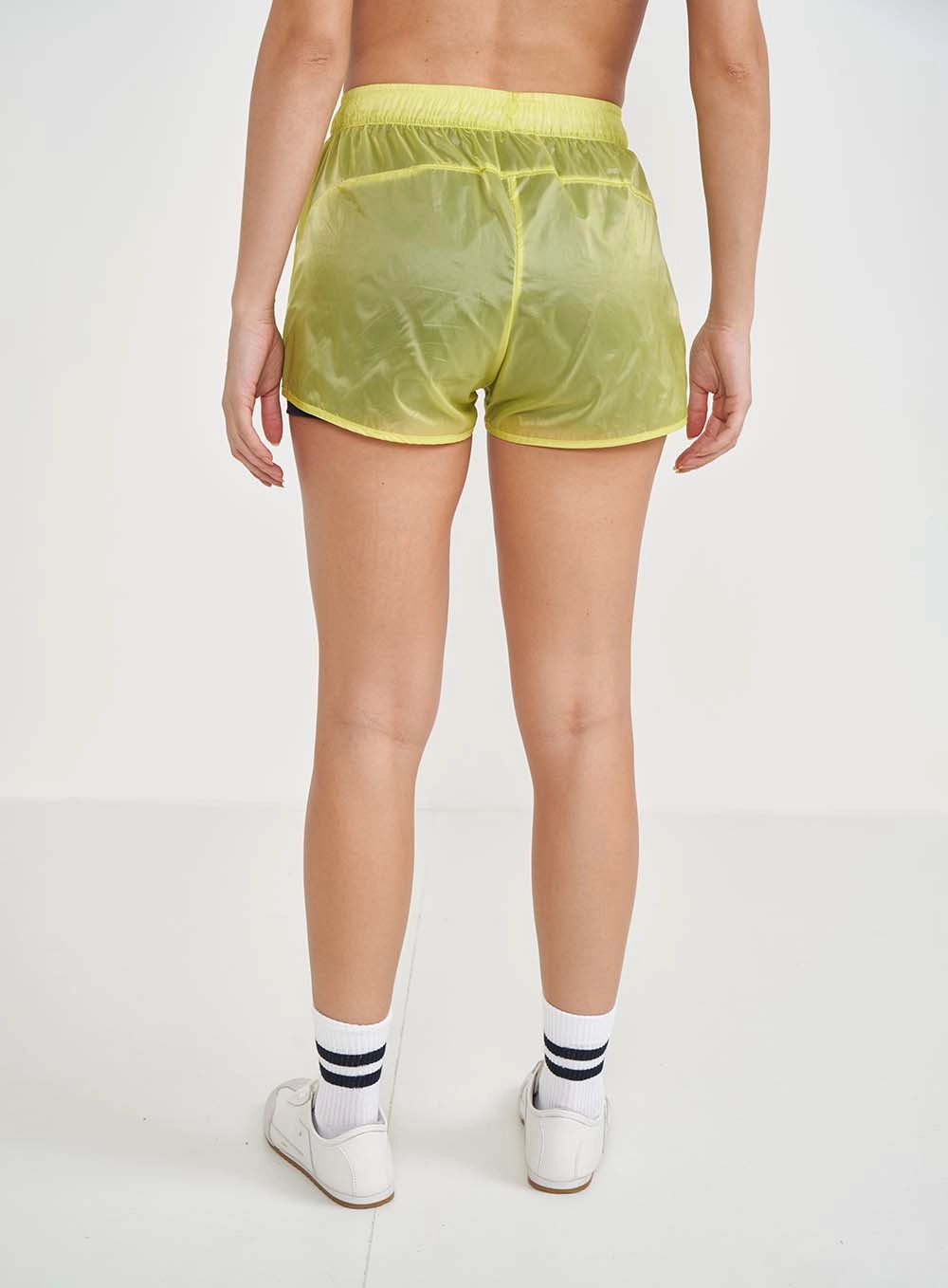 Short Nylon Comfort Com Elástico Na Cintura Verde