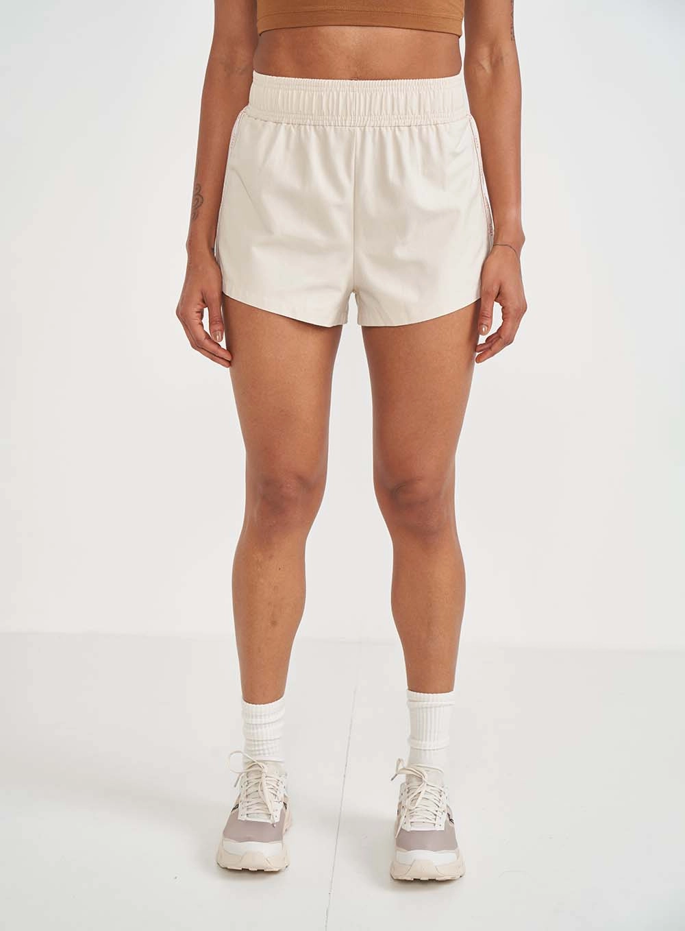 Short Comfort Fit Bege
