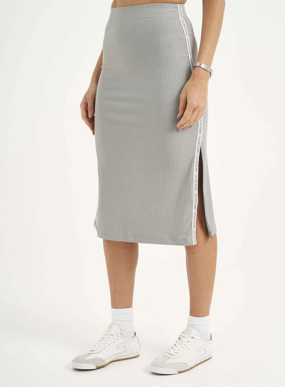 Saia Midi Canelada New Comfort Fit Com Fenda Cinza