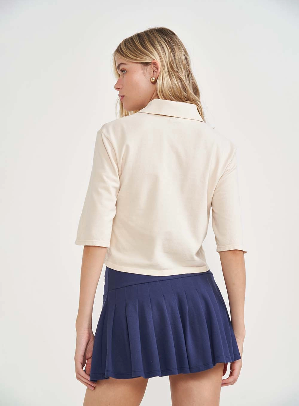 Polo Feminina Comfort Encurtada Bege