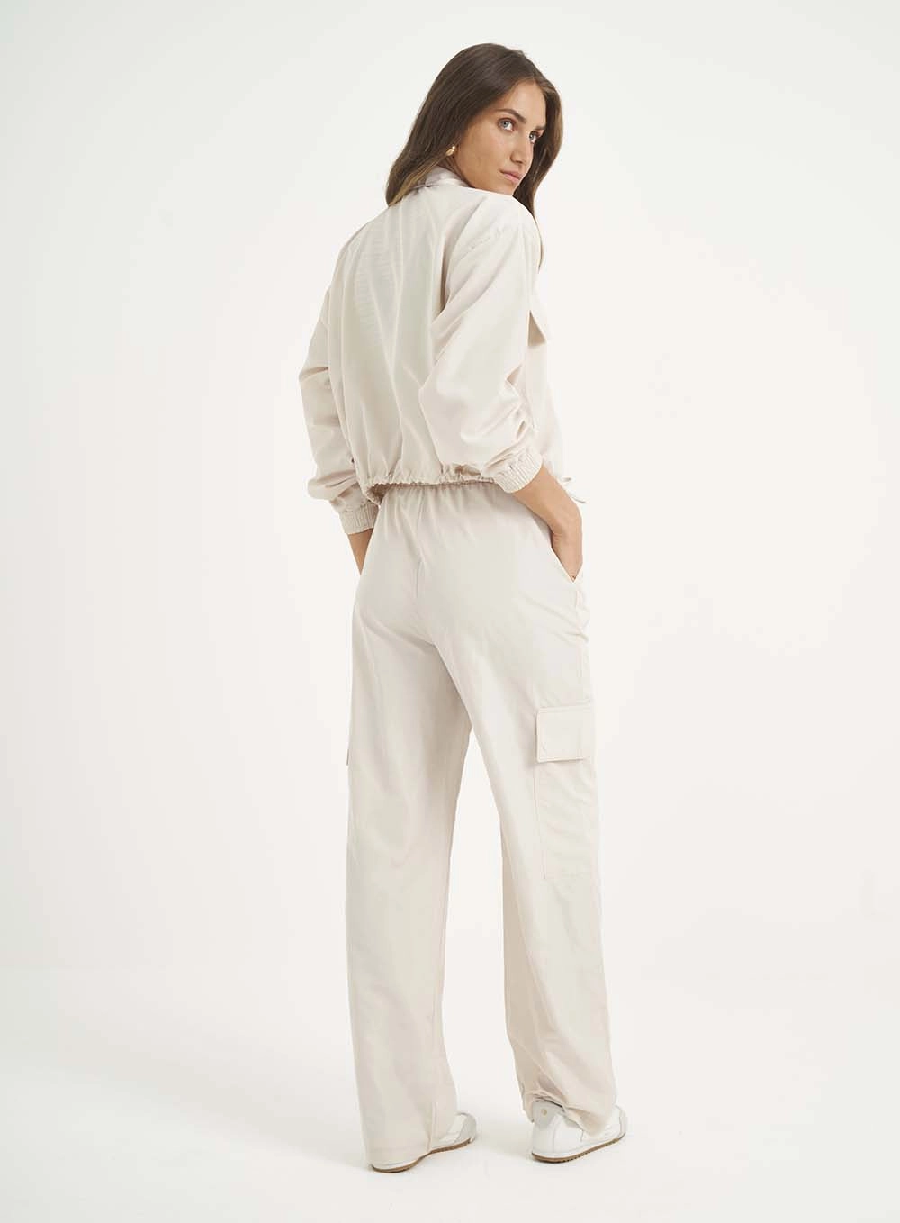 Jaqueta Feminina Nylon Loose Bege
