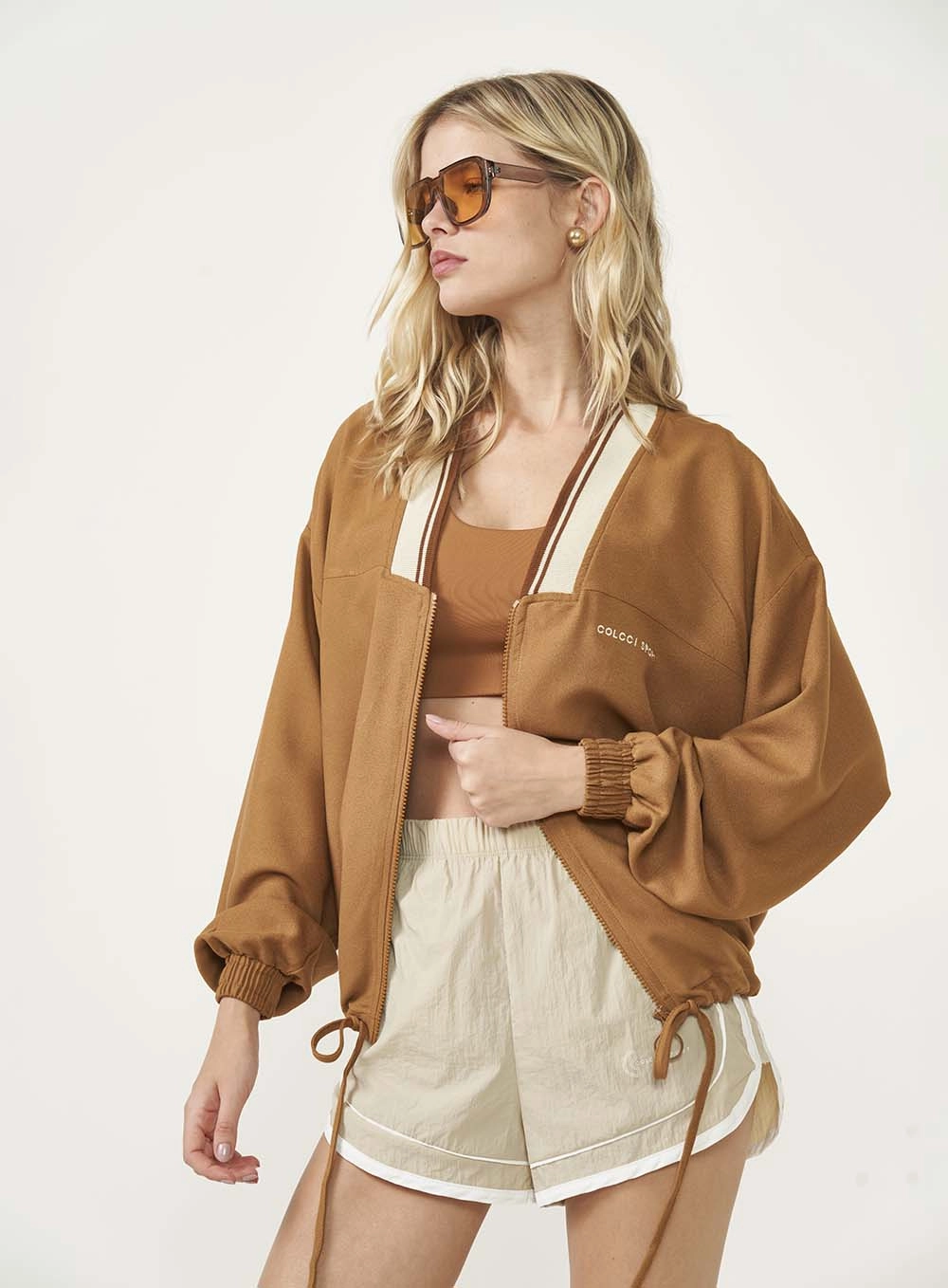 Jaqueta Feminina Loose Fit Com Amarração Na Barra Marrom