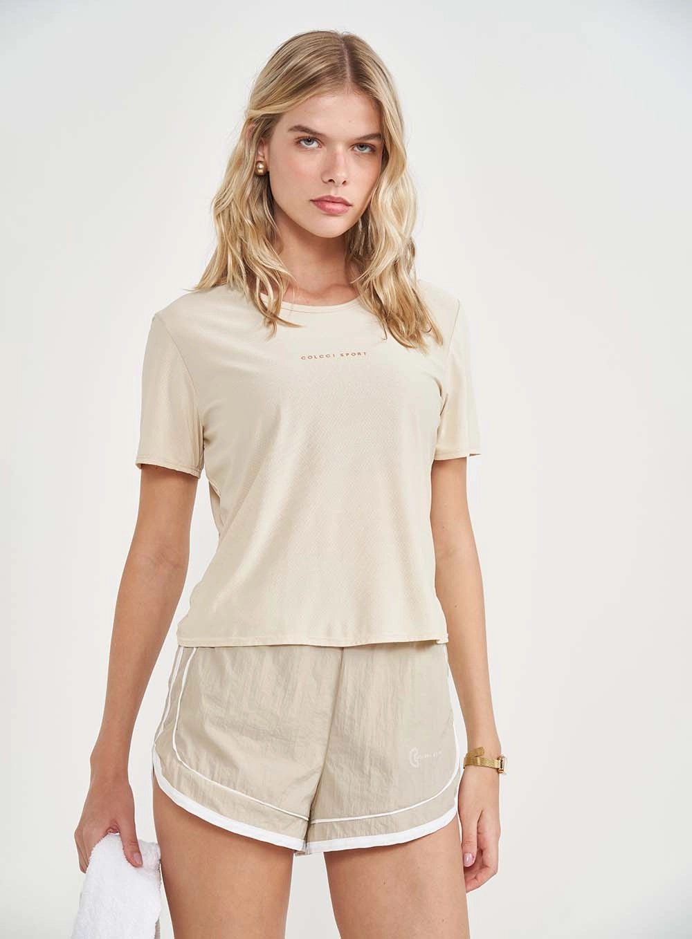 Camiseta Feminina Malha New Comfort Fit Bege