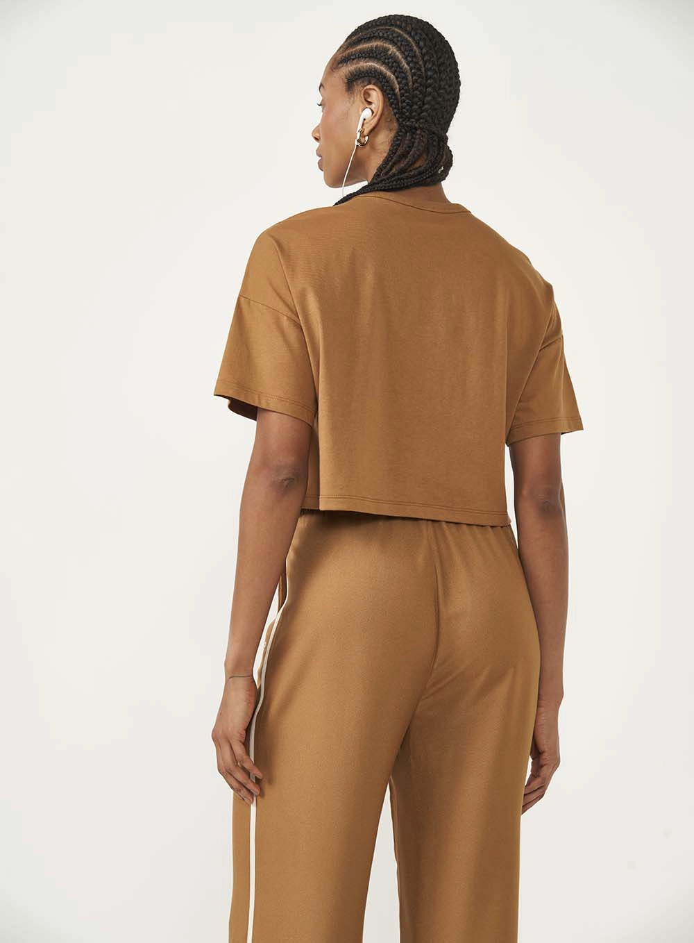 Camiseta Feminina Comfort Marrom