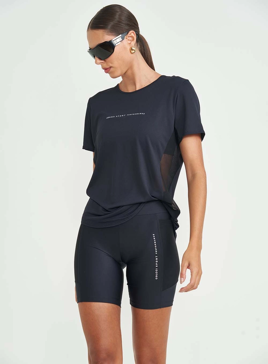 Camiseta Feminina Comfort Fit Detalhe Tule
