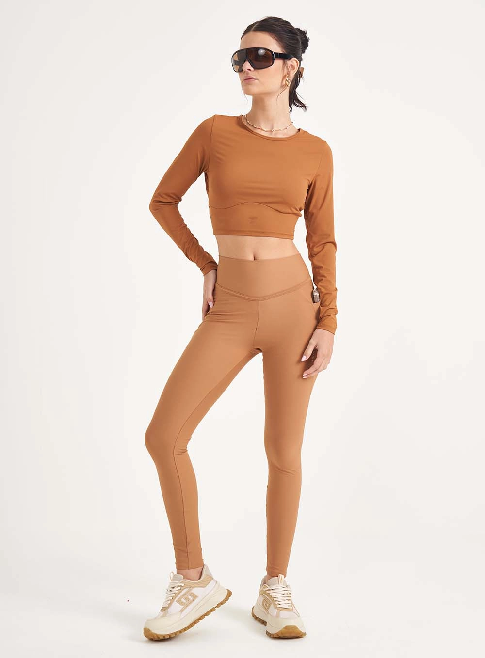 Blusa Feminina Slim Cropped Marrom