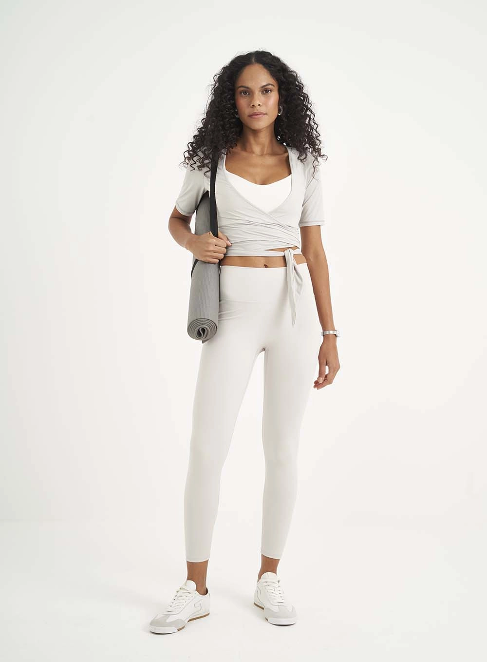 Blusa Feminina Slim Com Amarração Cinza