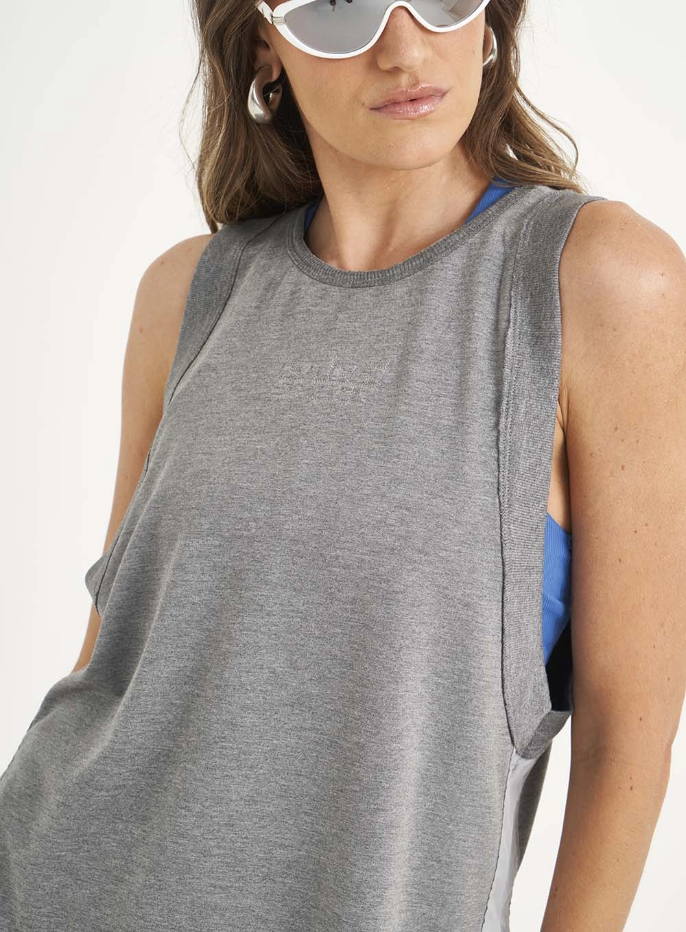 Regata Feminina Comfort Muscle Cinza