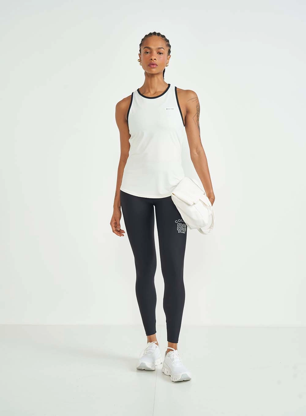 Regata Feminina Comfort Fit Contrast Off-Shell