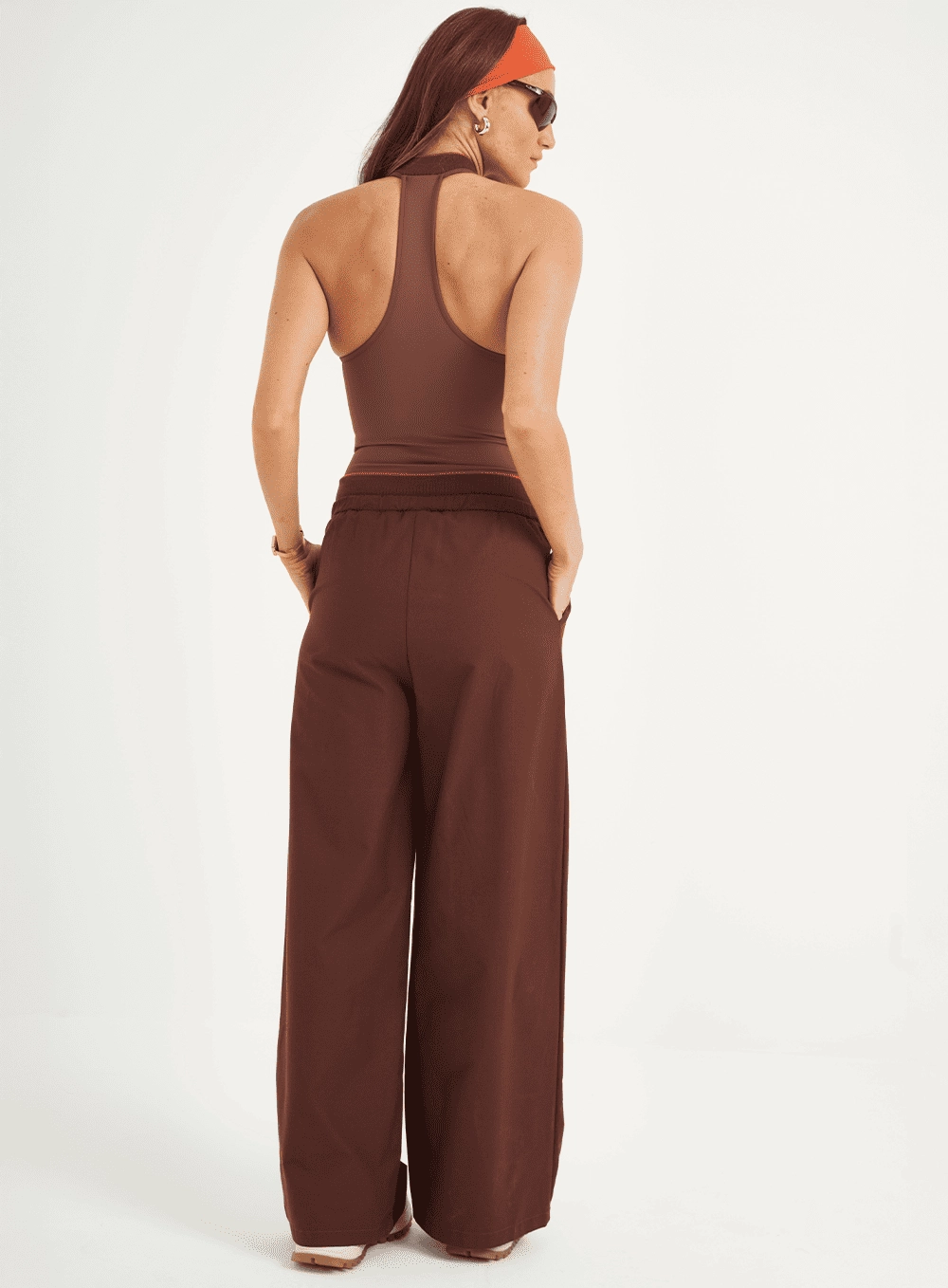 Body Slim Fit Marrom