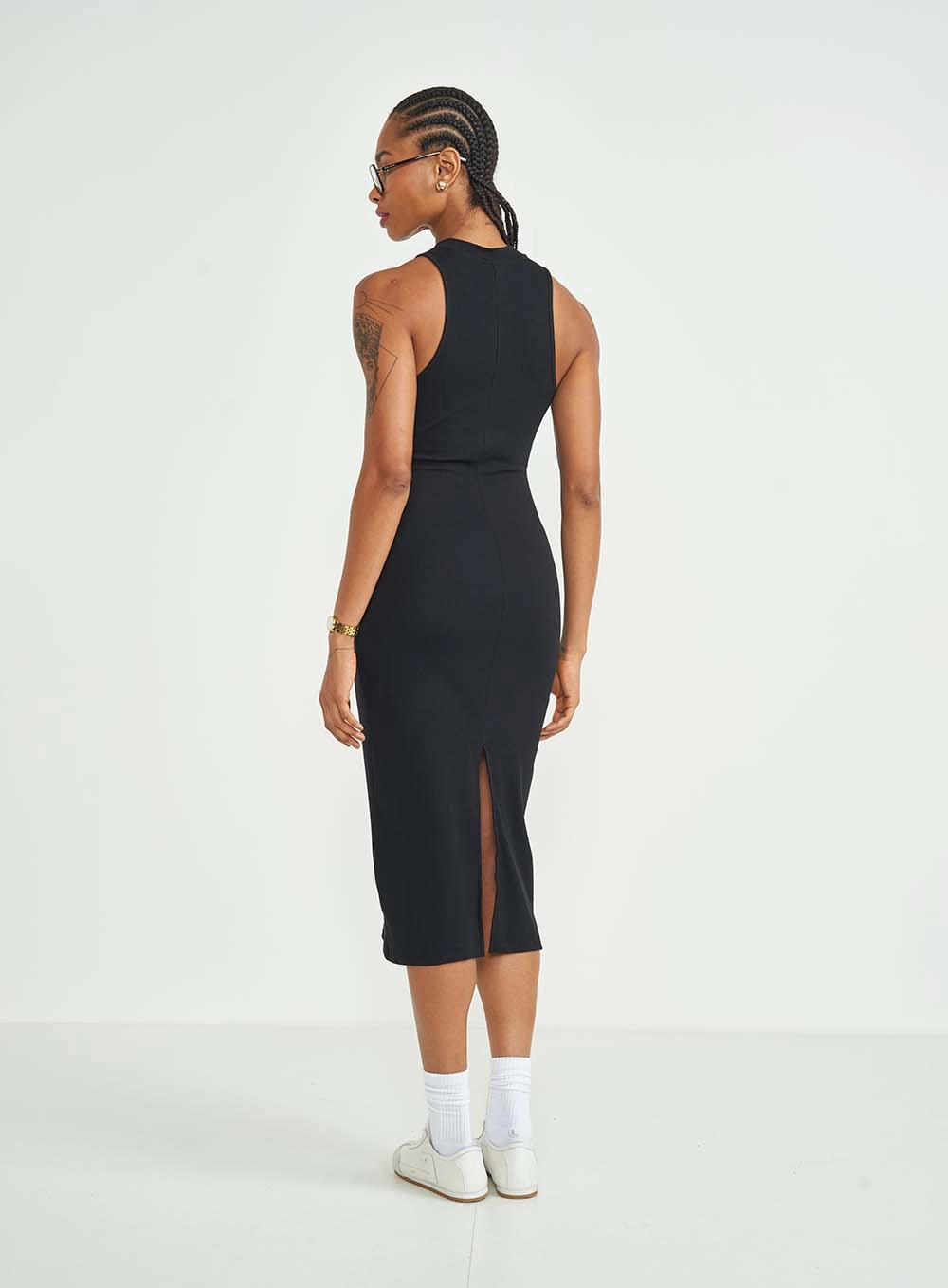 Vestido Midi Gola Com Zíper Canelado Preto
