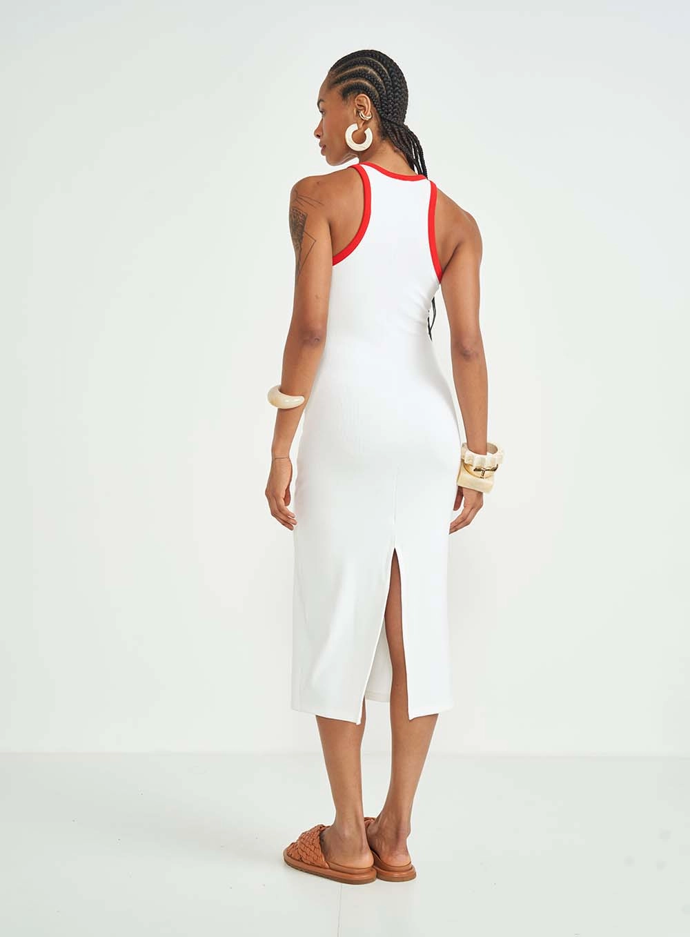 Vestido Midi Slim Canelado Contrast Off-Shell