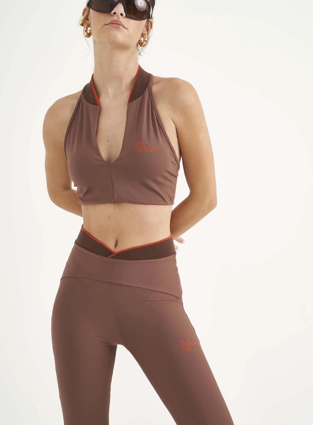 Top Slim Light Com Decote V Marrom