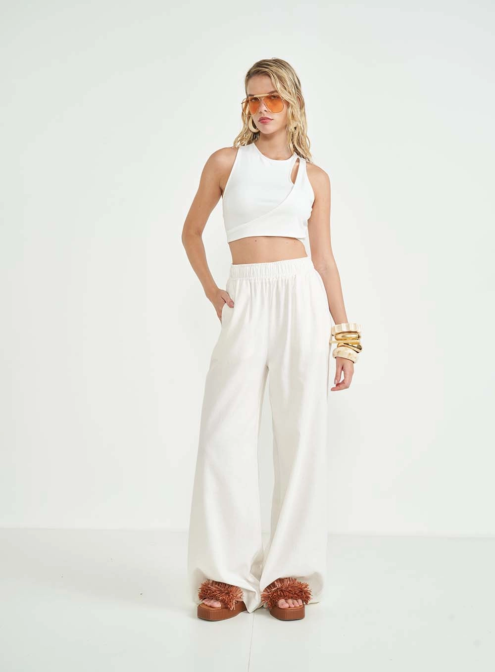 Top Cut-out Off-Shell
