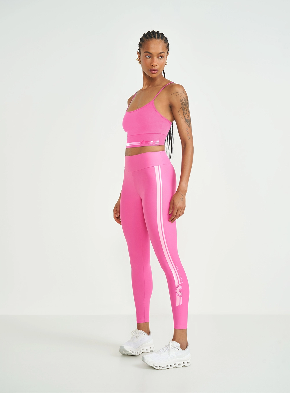 Conjunto Slim Com Detalhe Lateral Rosa