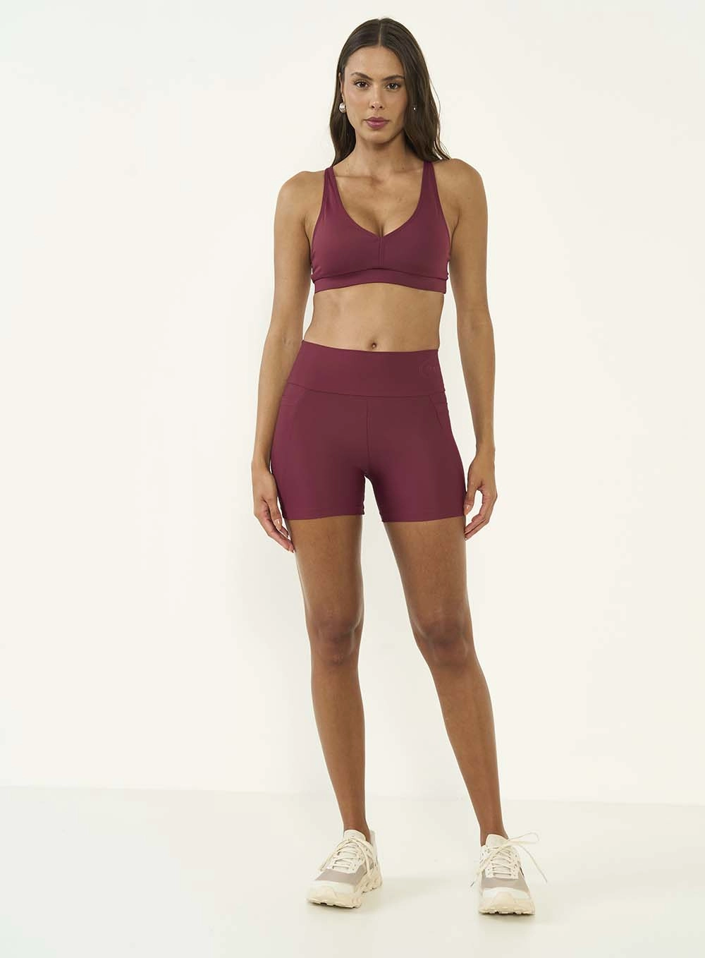 Bermuda Malha Sport  Feminino Colcci Sport Bordô