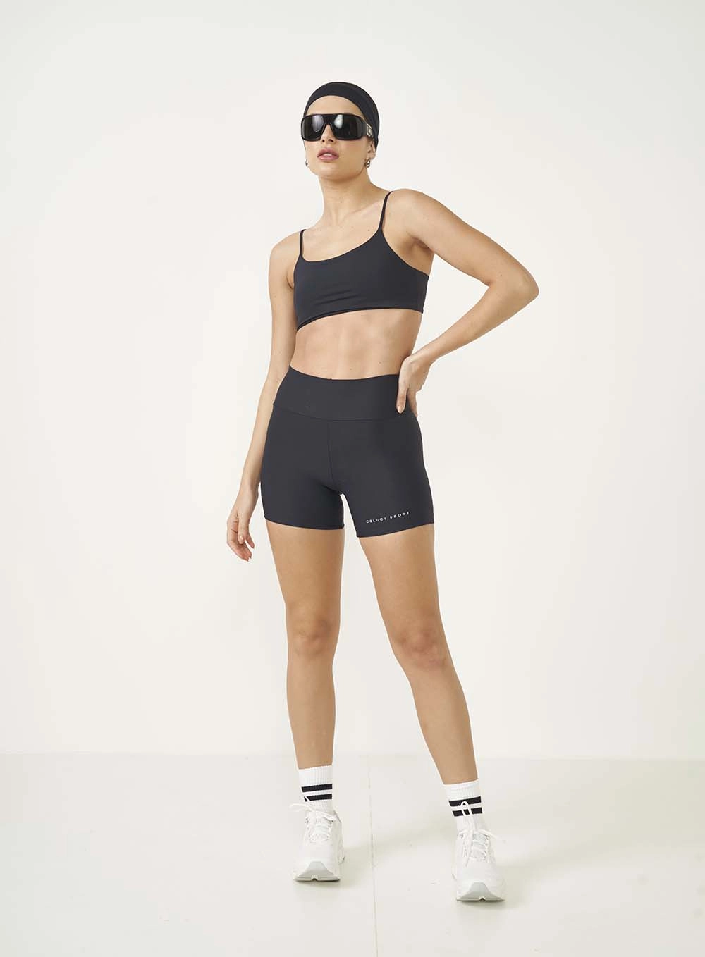 Bermuda Feminina Velocity Fit Preto