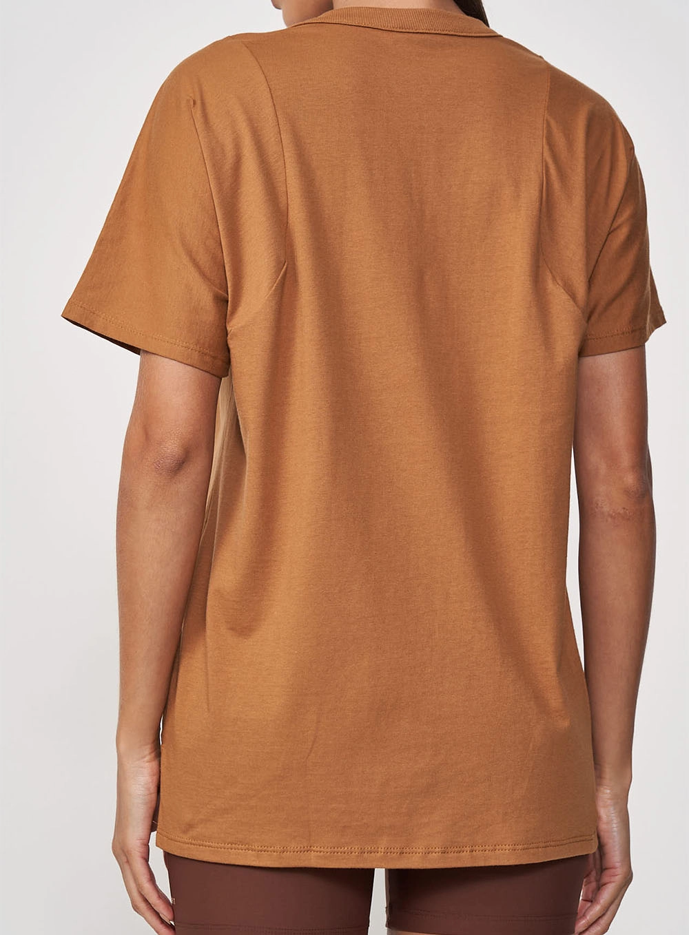 Camiseta Feminina Comfort Basic Marrom Evermore