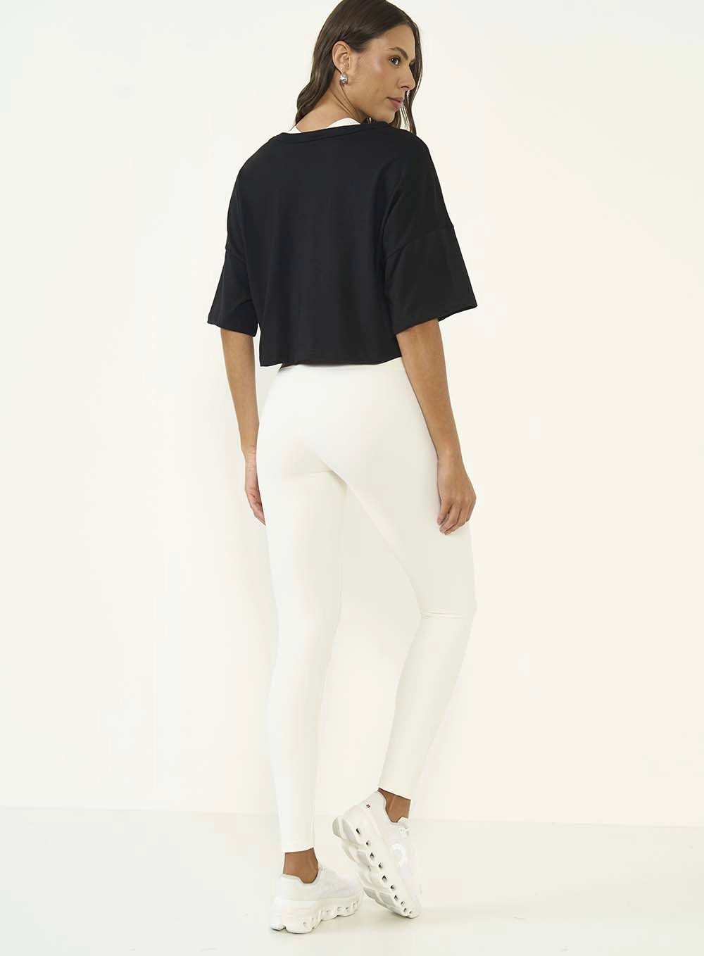 Camiseta Feminina Loose Preto