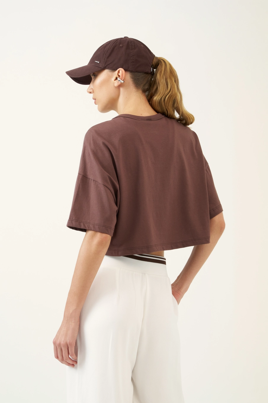 Camiseta Feminina Loose Marrom