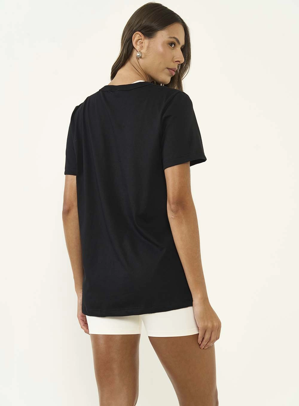 Camiseta Feminina Comfort Fit Preto