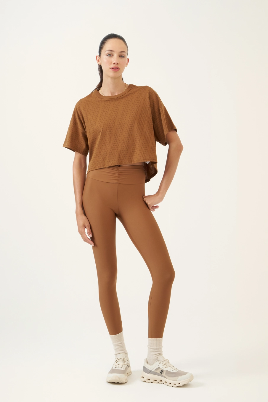 Camiseta Feminina Loose Estampada Marrom
