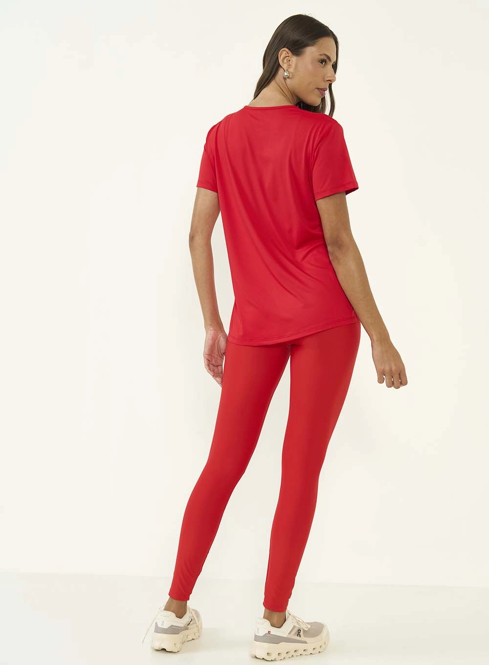 Camiseta Feminina Comfort Com Decote V Vermelho