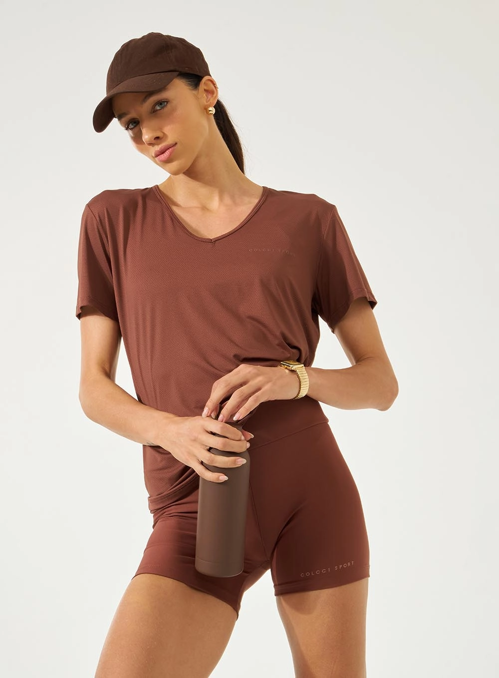Camiseta Feminina Comfort Com Decote V Marrom Marissa