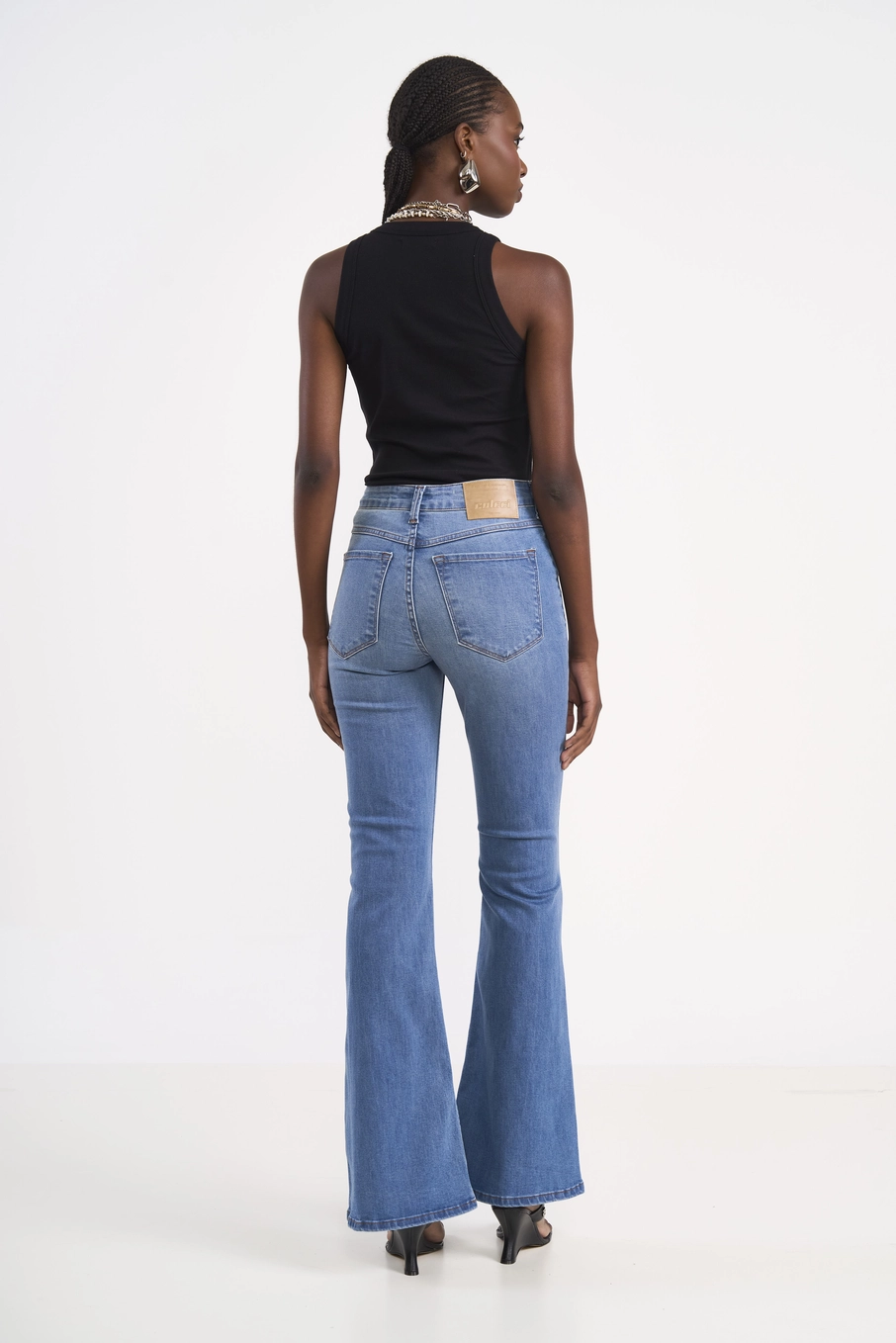 Calça Jeans Flare Nostalgic Detalhe Cós Índigo