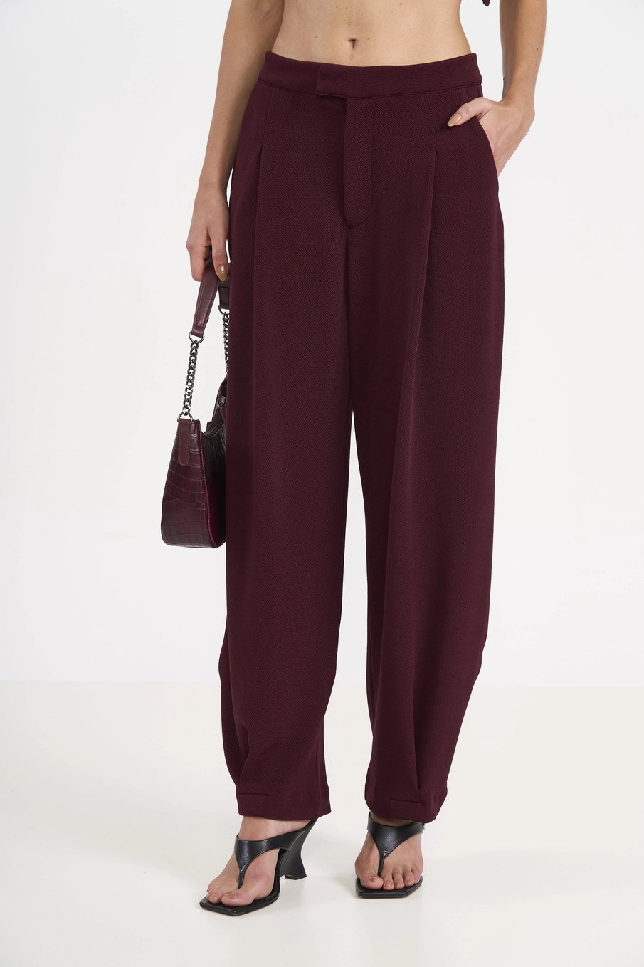 Calça Pantalona Alfaiataria Bordô