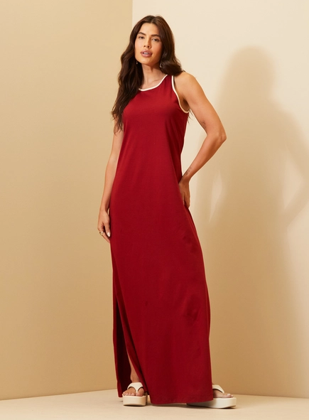 Vestido Longo Comfort Com Fenda