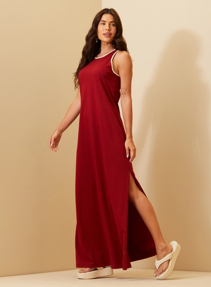 Vestido Longo Comfort Com Fenda