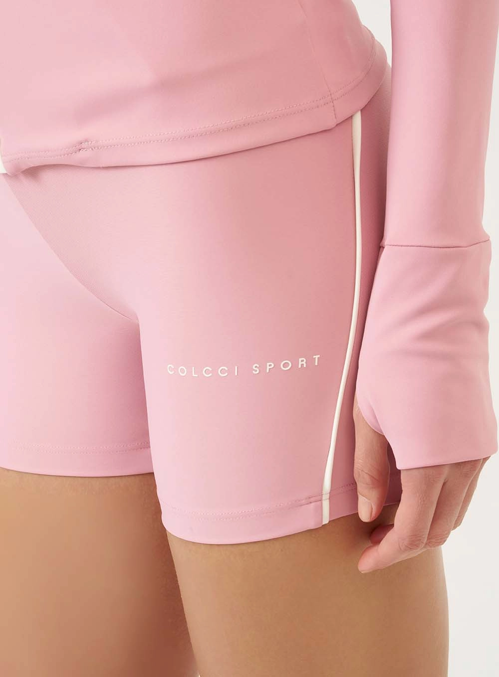 Bermuda Curta Ajustada Performance Rosa