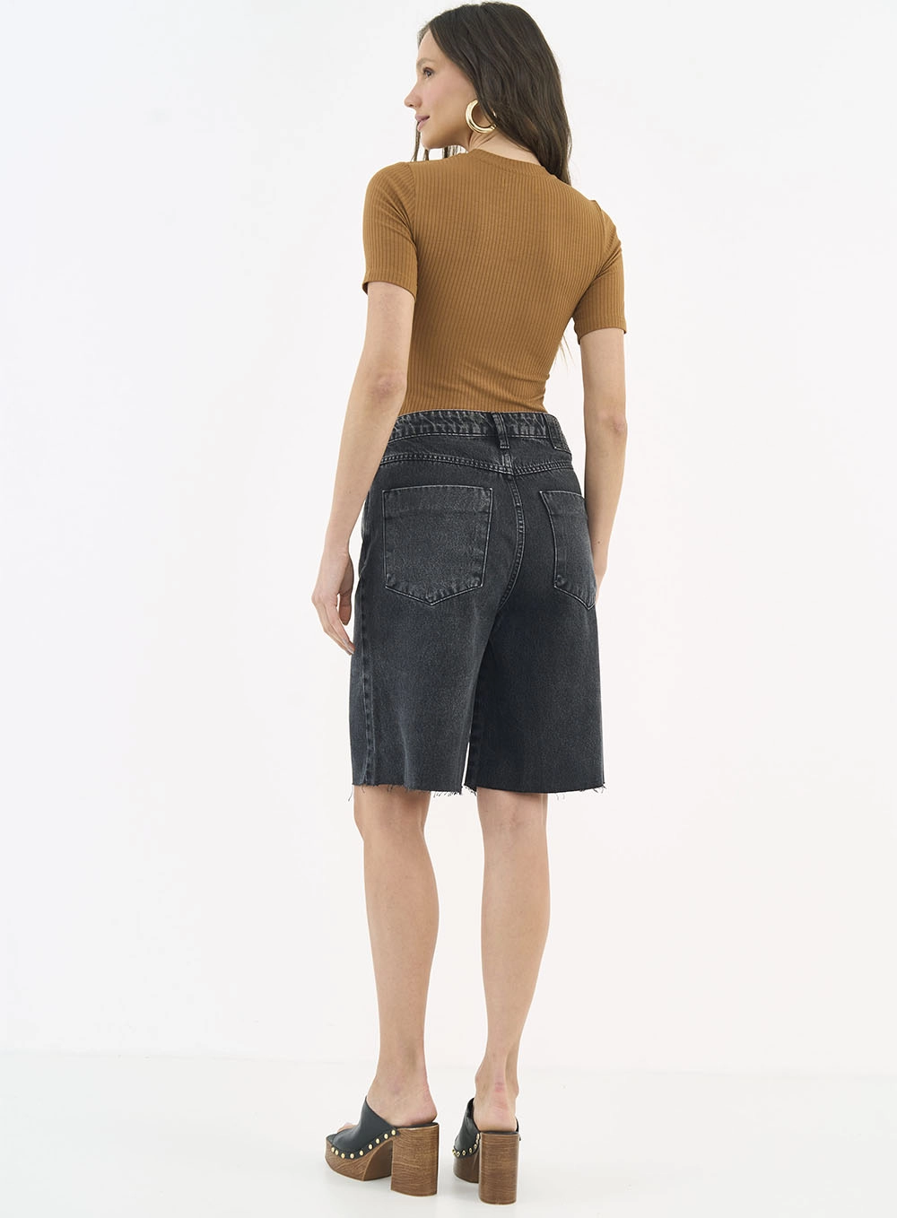 Blusa Feminina Slim Viscose Canelada Gola Alta Marrom Evermore