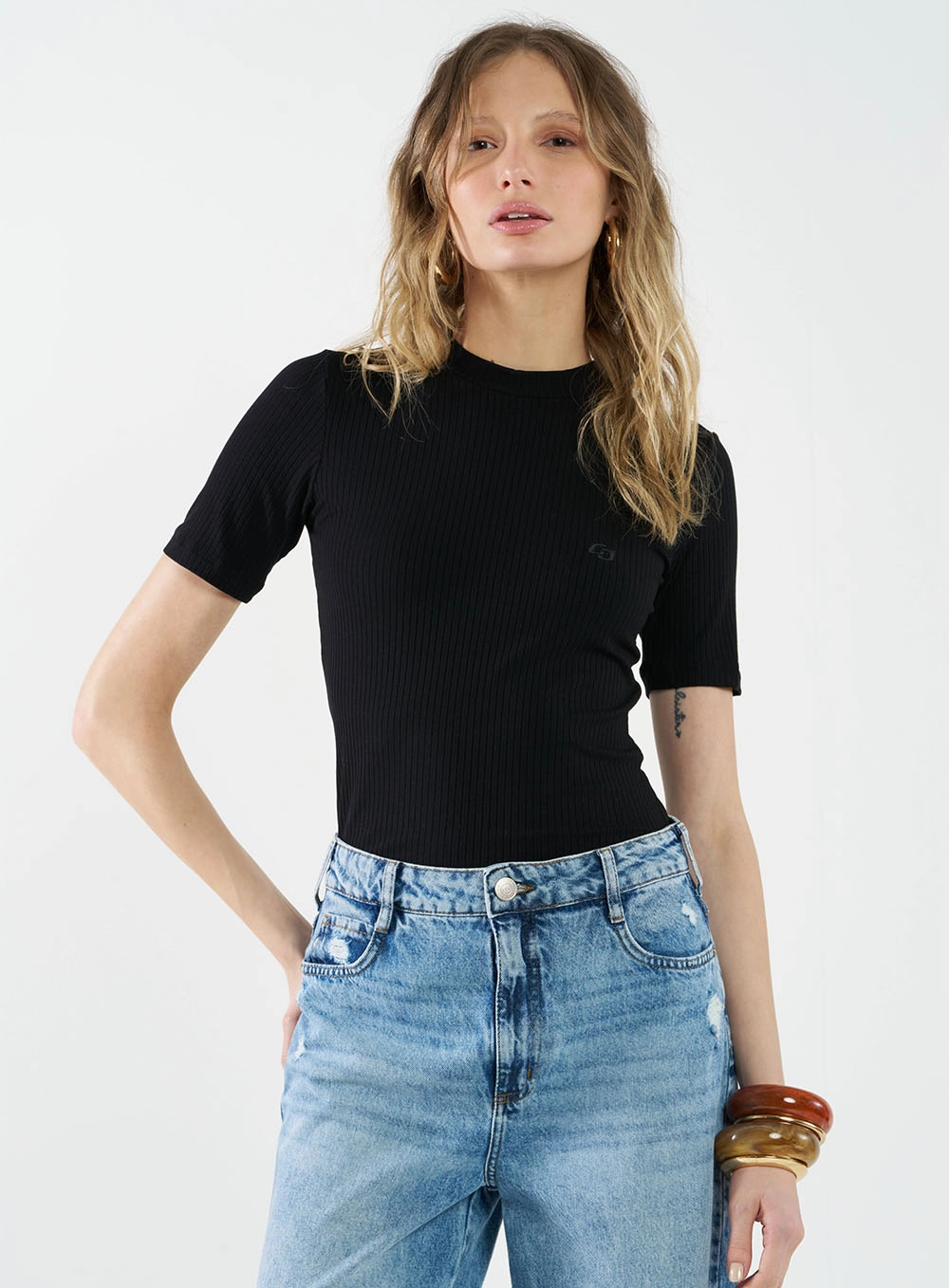 Blusa Feminina Slim Viscose Canelada Gola Alta Preto