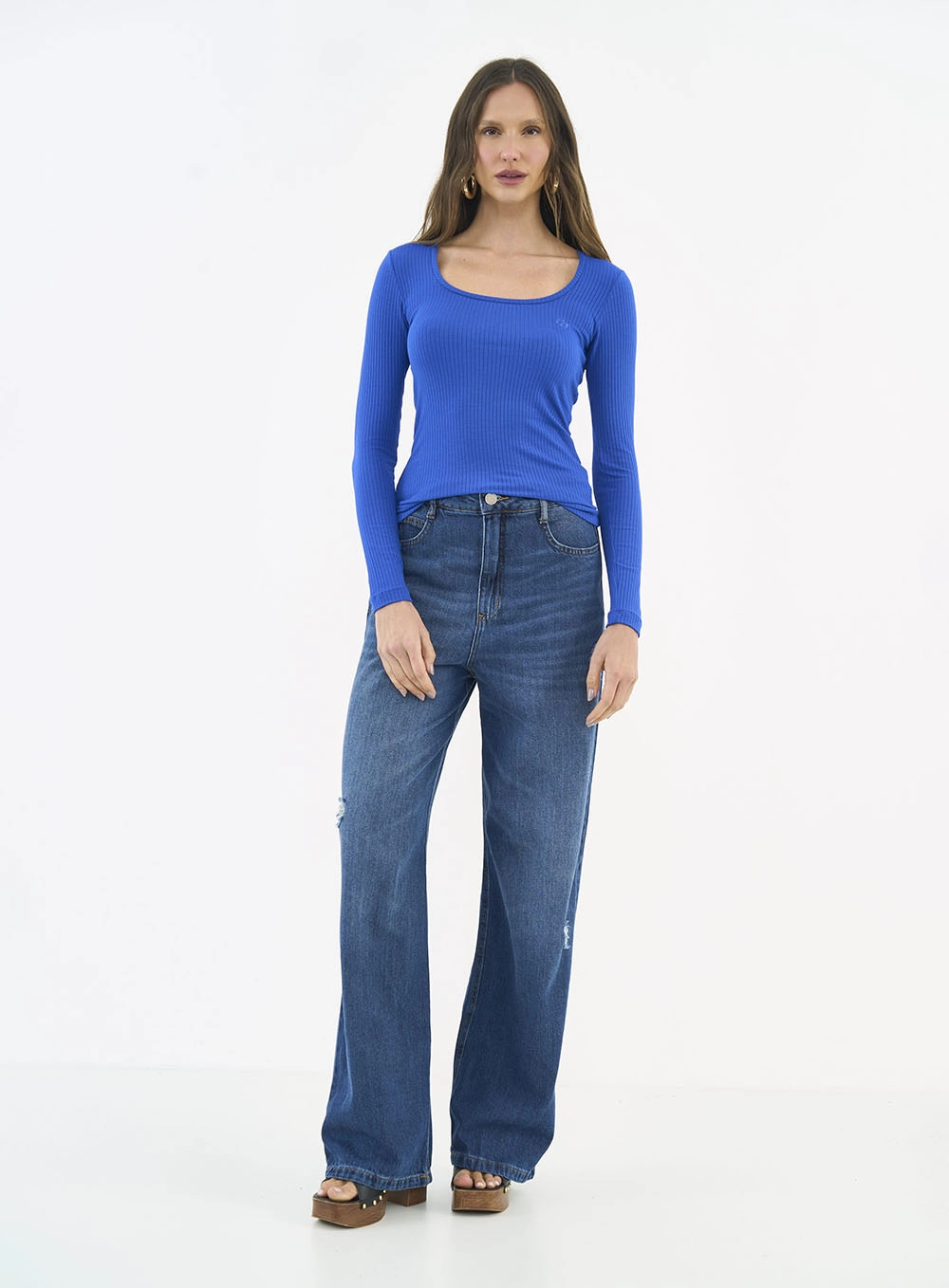Blusa Feminina Slim Viscose Canelada Manga Longa Azul