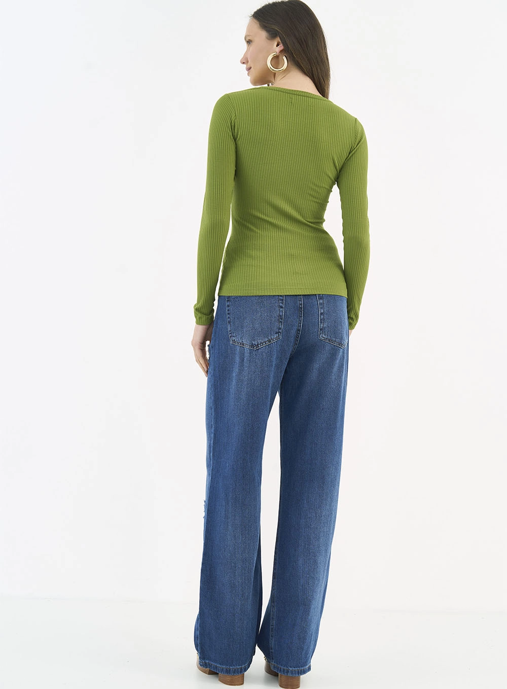 Blusa Feminina Slim Viscose Canelada Manga Longa Verde