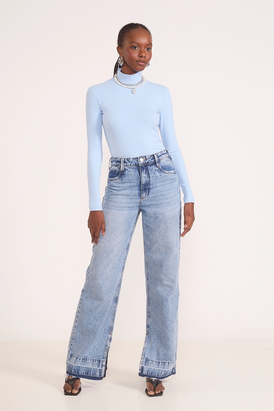 Blusa Slim Viscose Canelada Gola Alta Manga Longa Azul Tranquile Blue