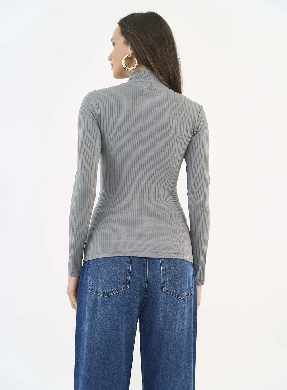 Blusa Slim Viscose Canelada Gola Alta Manga Longa Cinza