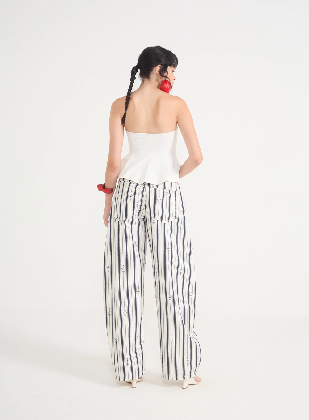 Calça Jeans Barril Estampa Náutica Estampados