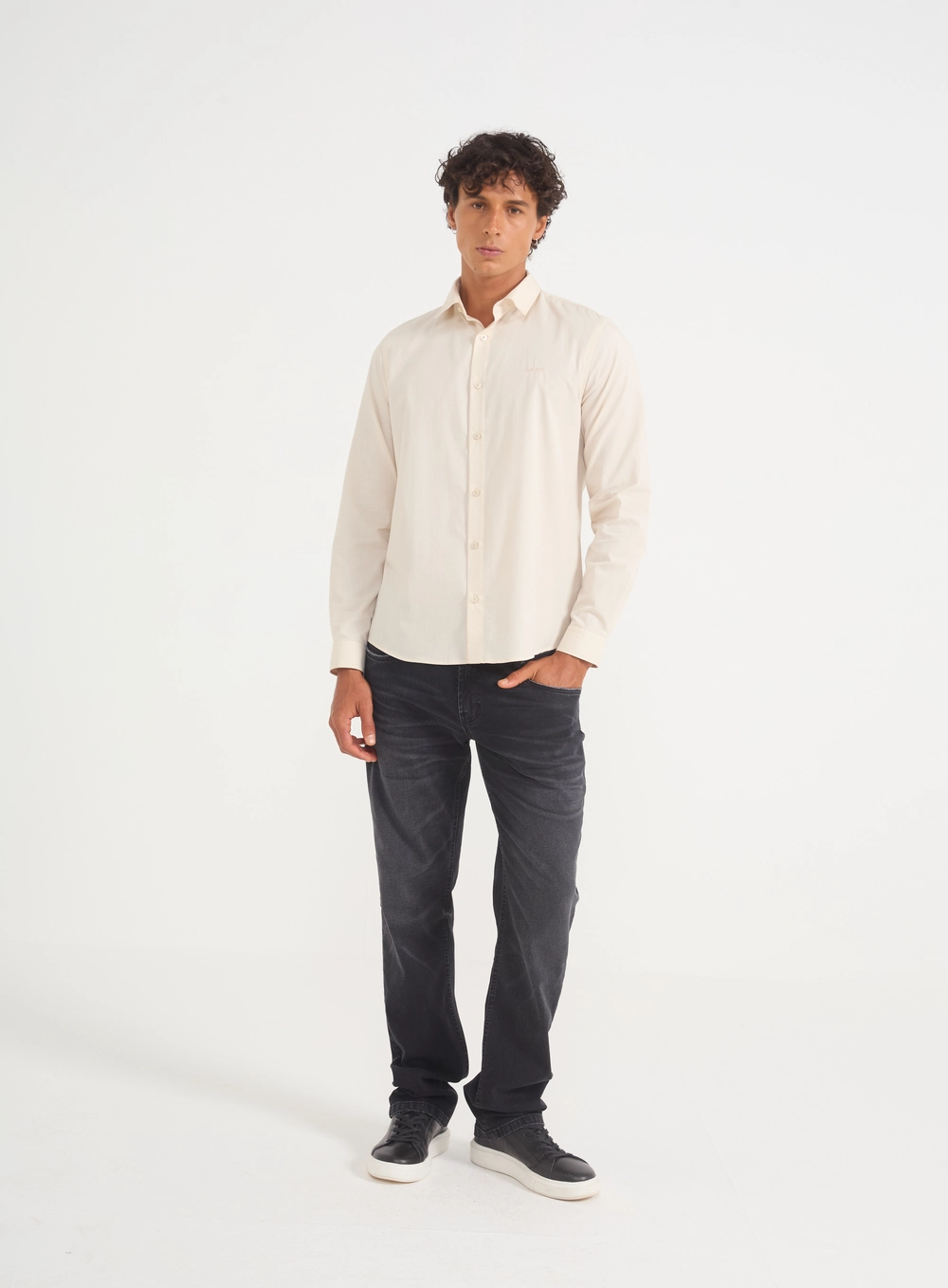 Camisa Masculina Manga Longa Com Logo Amarelo