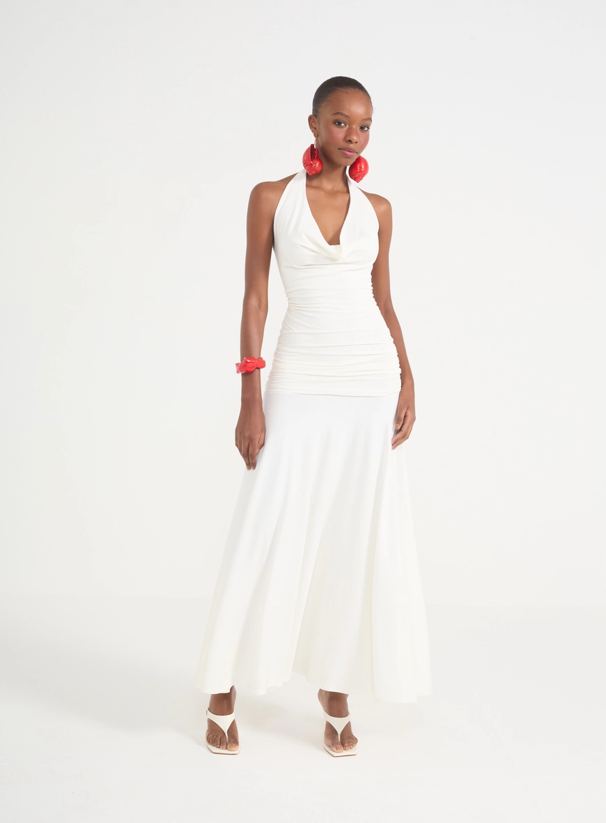 Vestido Longo Frente Única Com Decote Degagê