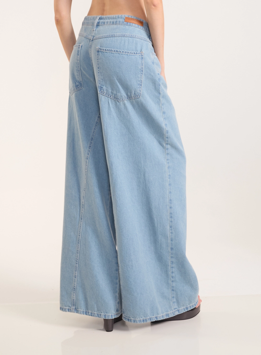 Calça Jeans Seul Pantalona Com Recortes Índigo
