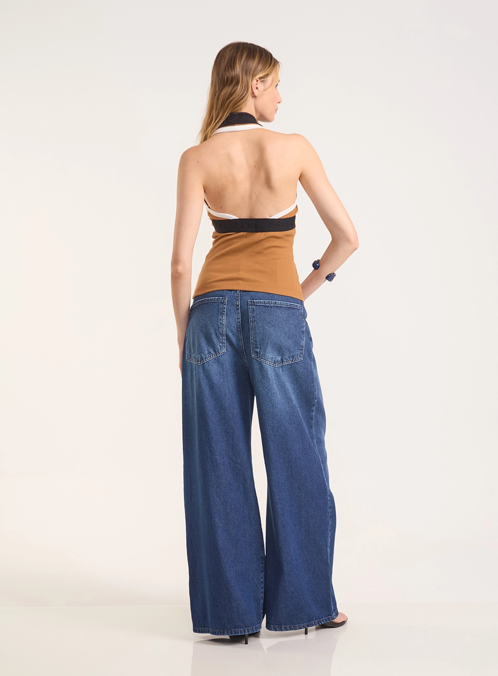Calça Jeans Pantalona Califórnia Com Bolsos Índigo