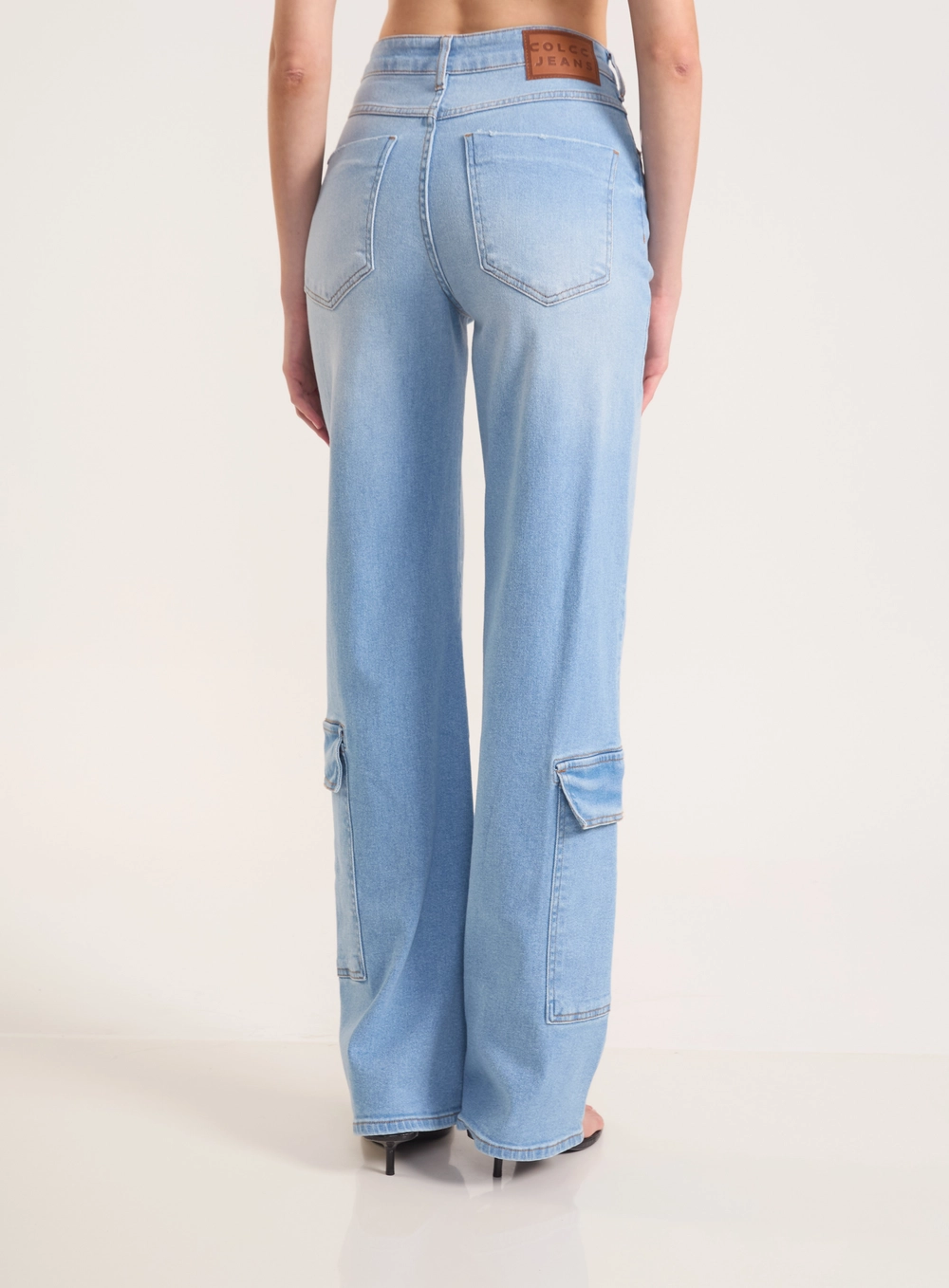 Calça Jeans Wide Leg Cargo Cintura Alta Índigo