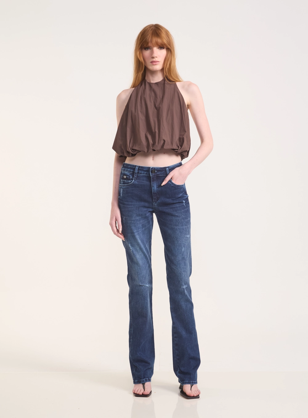 Calça Jeans Nova York Reta Com Detalhes Destroyed Índigo