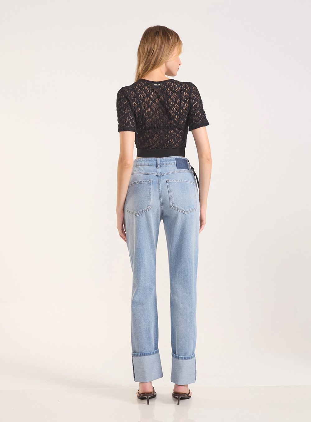 Calça Jeans Feminina Roma Reta Com Barra Dobrada Índigo